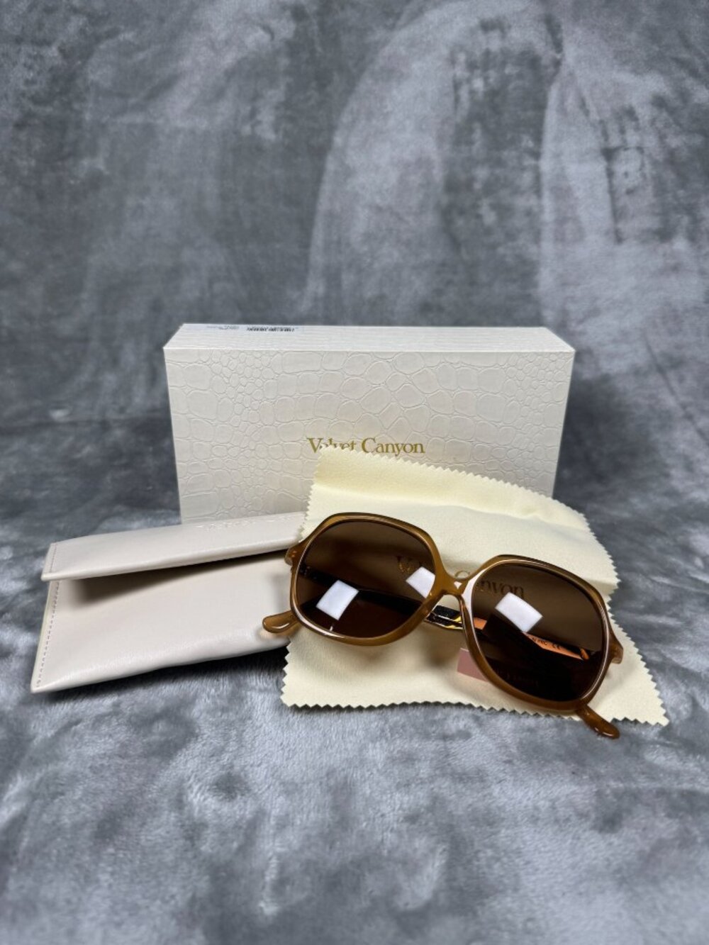 Velvet Canyon Lucky Sevens Square Sunglasses retro boho toffee Acetate Frame UV4